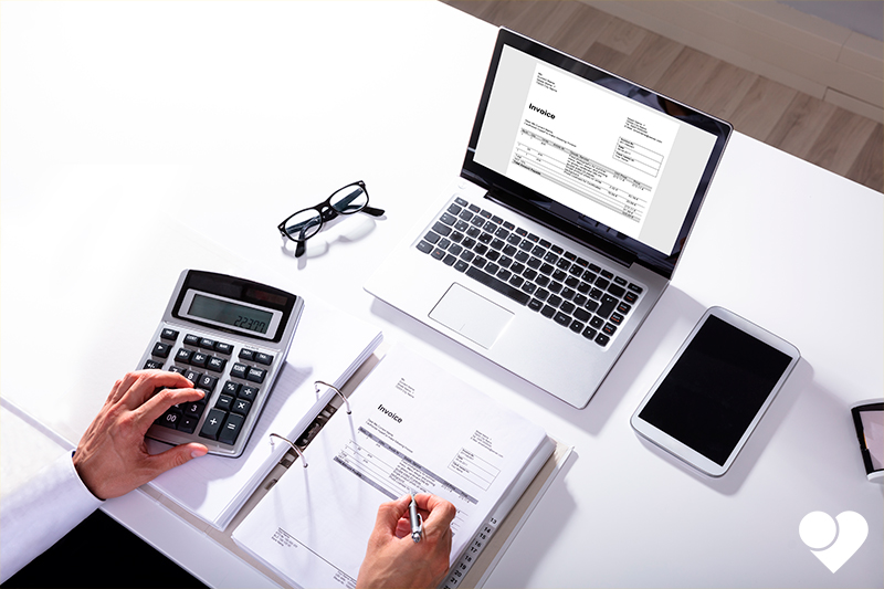 Hay situaciones en las que se nos presenta la oportunidad de realizar un trabajo puntual y nos surge inmediatamente la duda: &iquest;puedo realizar una factura sin ser aut&oacute;nomo?La respuesta es s&iacute;, siempre y cuando se cumplan unos requisitos b&aacute;sicos que no dejan de estar exentos de cierta ambig&uuml;edad legal. En este art&iacute;culo t...